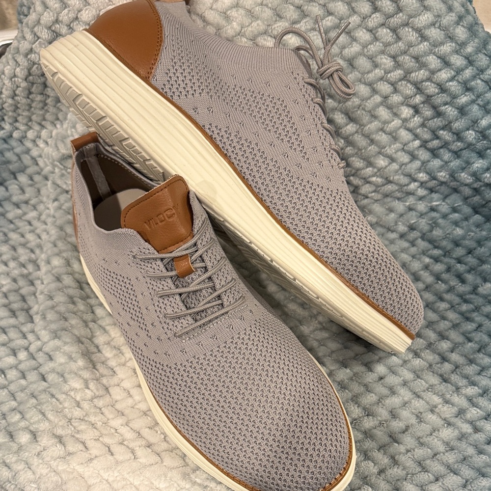 Men's Gray and Brown Sneakers